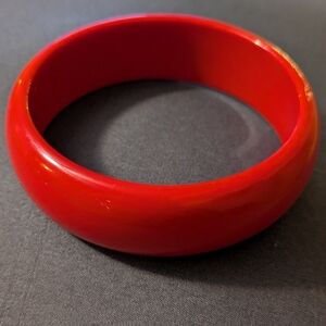 Vintage Lucite Bold Red Bangle Bracelet
